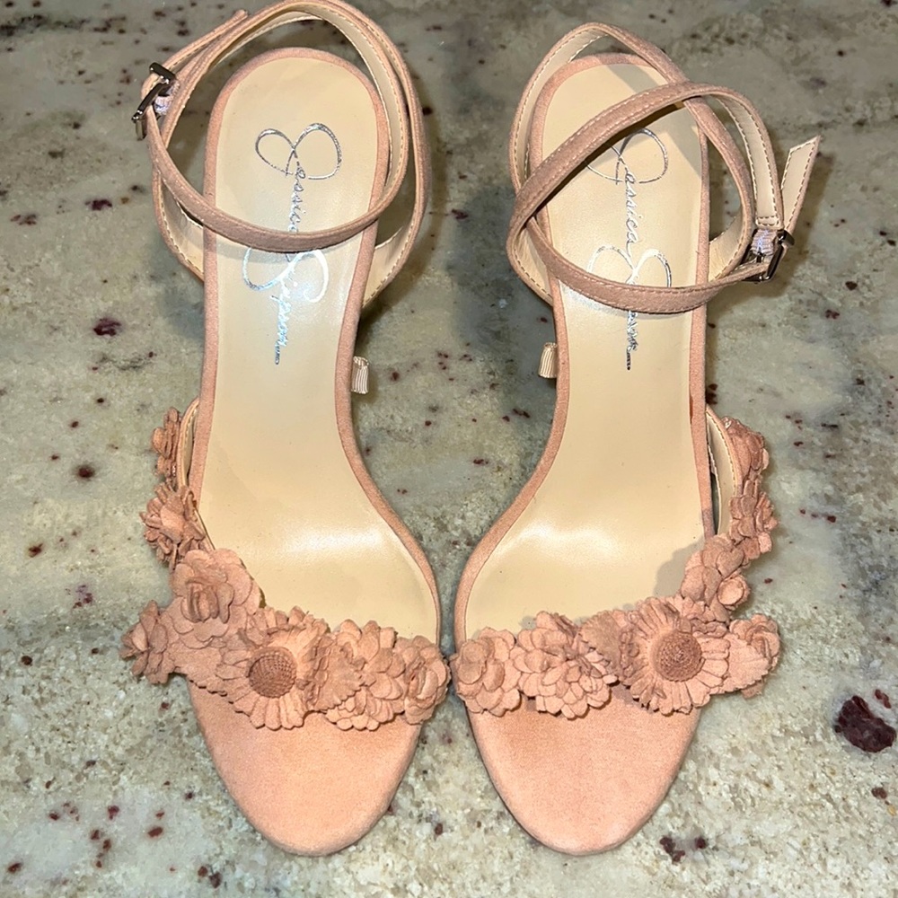 Jessica Simpson, Pink Heel, Size 7 ✨